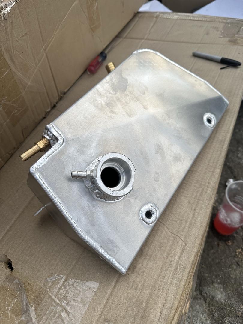 Aluminum Coolant Expansion Overflow Tank [Compatible with 97-04 CORVETTE]