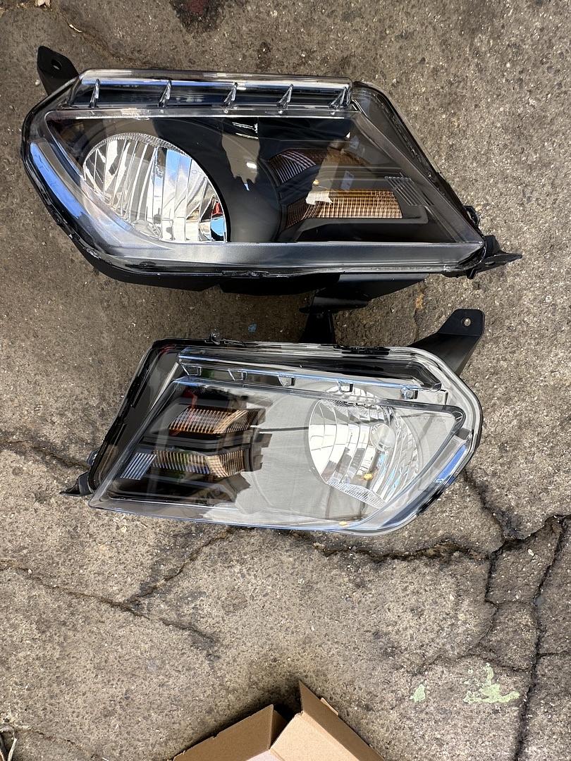 HL-OH-FM10-BK-AM 10-14 Ford Mustang black amber headlights