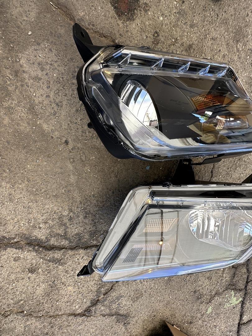 HL-OH-FM10-BK-AM 10-14 Ford Mustang black amber headlights