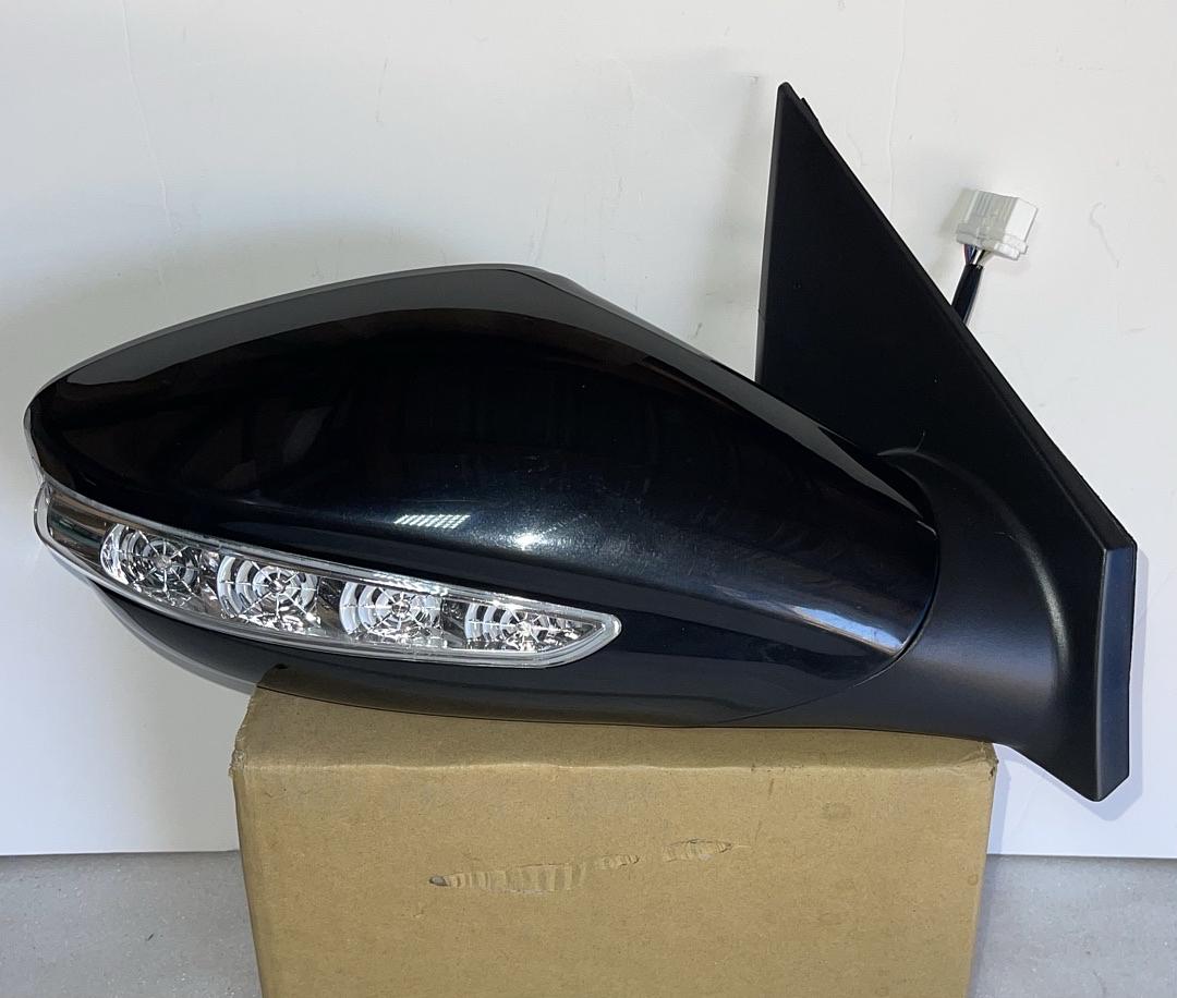 Hyundai Sonata Passenger Side Power / Heat / Signal Mirror for 2011 to 2014