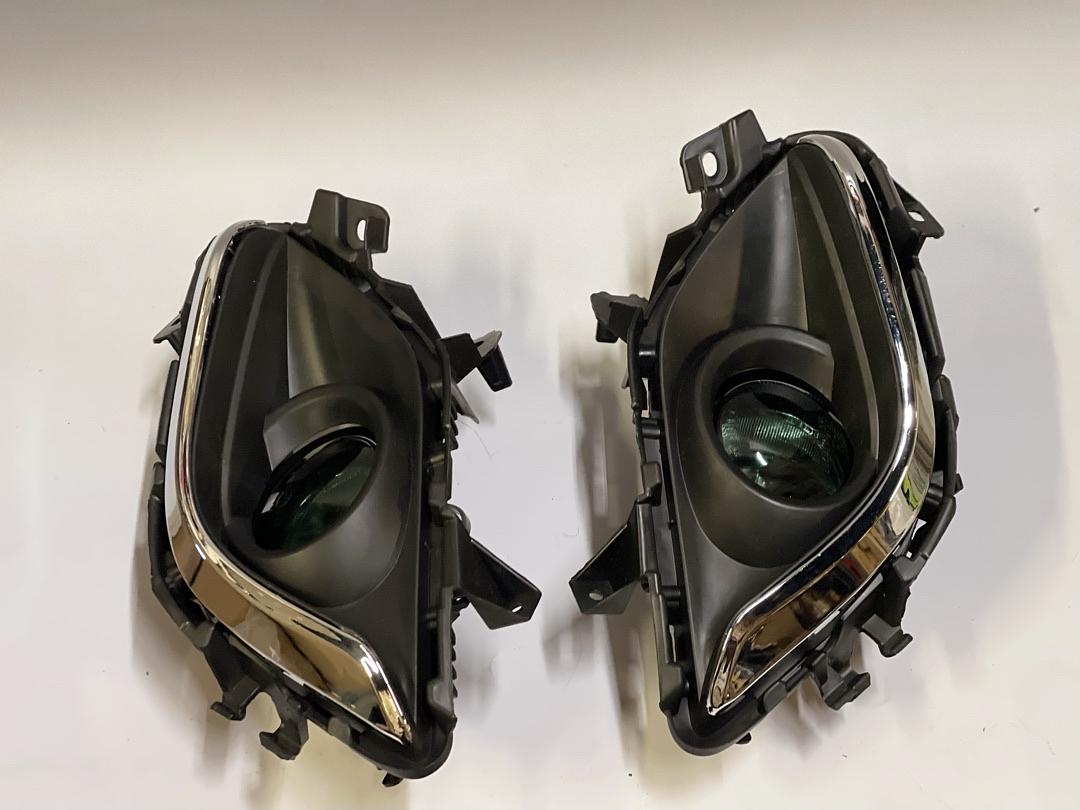 Pair of Chrome Smoked Lens LED Fog Lights Compatible with 2019-2022 Ram 1500