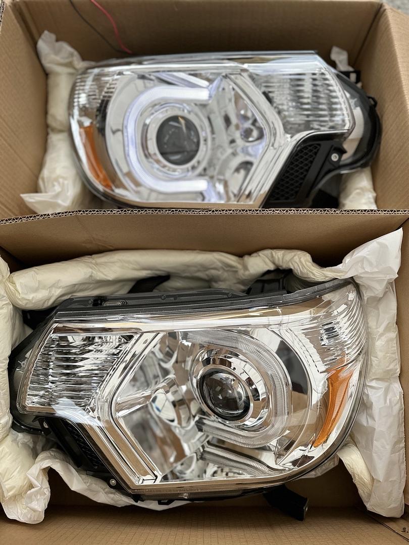 12-15 Toyota Tacoma Led 3D projector