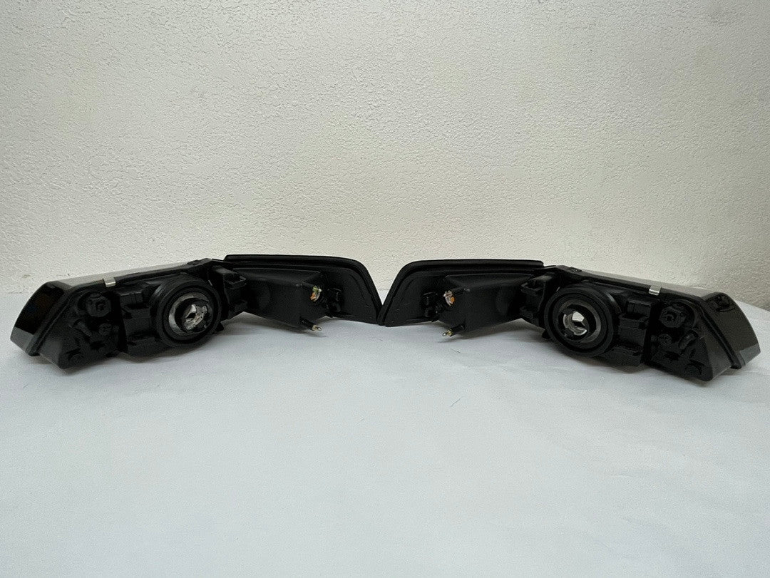 . Ford Mustang Headlights for 1999 to 2004