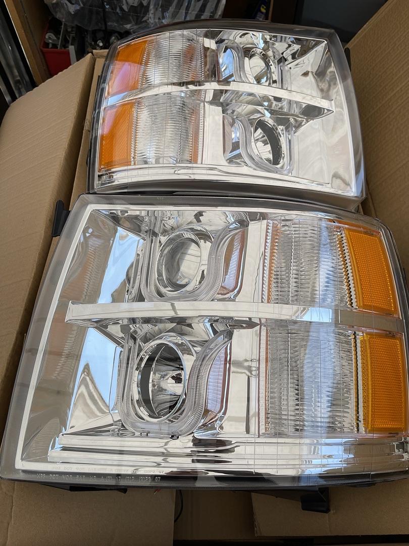 New New Hl-hpl-cs07-ch-am 07-13 Chevy Silverado Chrome Amber LED Projector Headlights