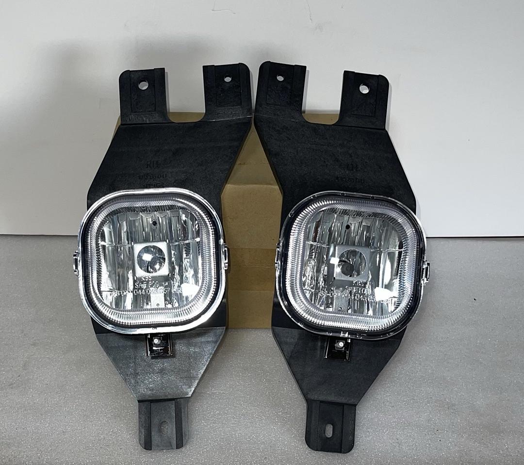 . 99-04 Ford F-250 / F-450. 01-04 Excursion Fog Lights