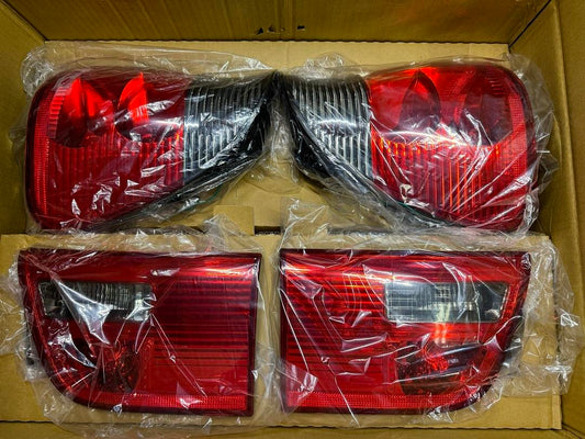 OB TL-E53X500-SM-RD 00-06 BMW X5 smoke red pair of TailLights