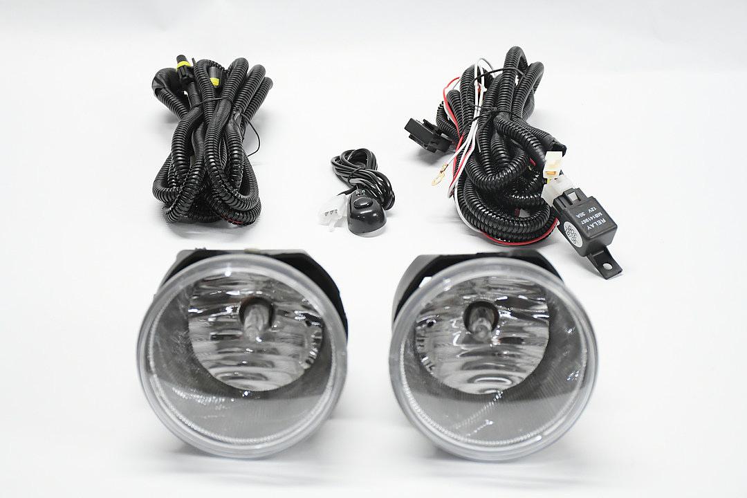 Front Bumper Fog Light Driver & Passenger Side [Compatible with 05-10 300/08-09 Caliber]