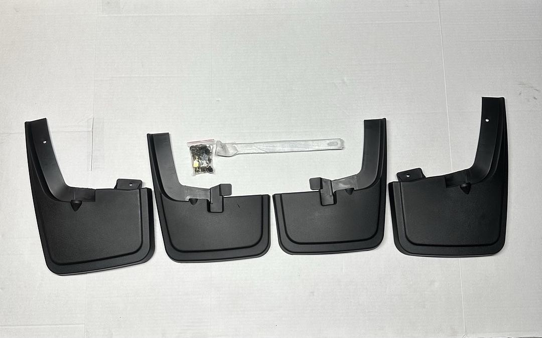 15-18 Ford F150 w/OE Wheel Lip Moulding Mud Guard Splash Flap
