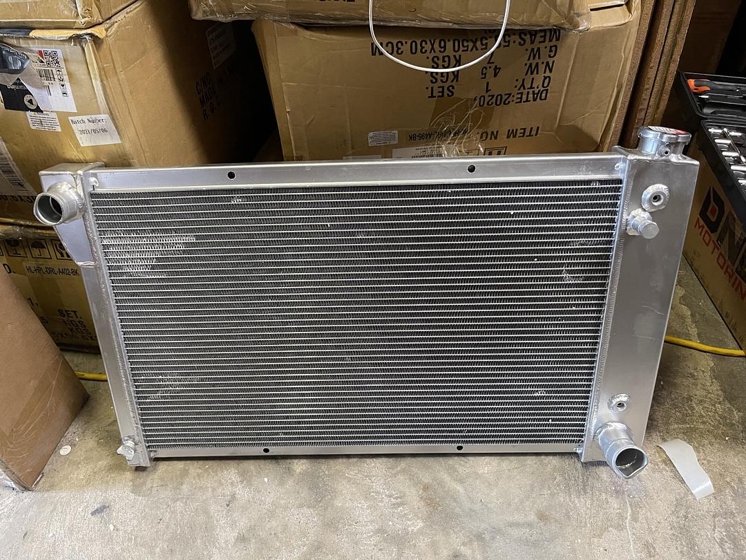 AS IS #1 RA-CHEVYT67-L6-3 3-Row Full Aluminum Radiator Compatible with 1967-1972 C-/K-Series Pickup, 1968-1972 G-/P-Series Van / K15/K25/K35 Pickup MT 3. 8L 4. 1L 4. 8L