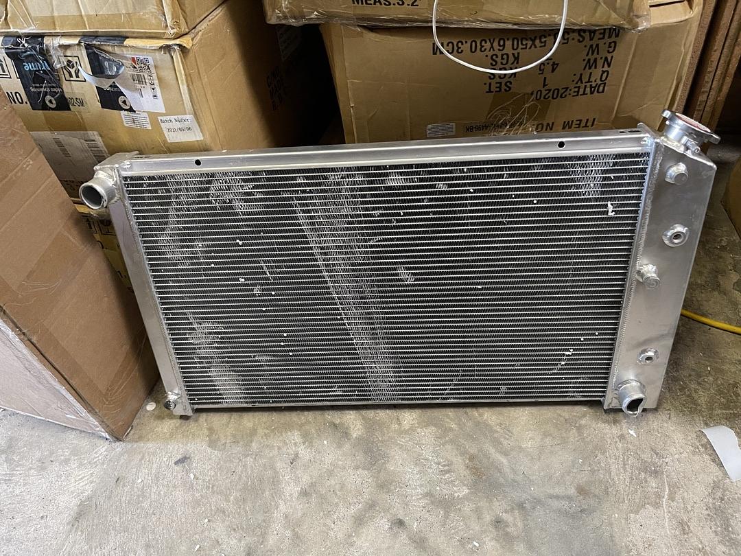 AS IS RA-CK73V8-2 73-88 CHEVY CK / SILVERADO / SCOTTSDALE 5.7L 7.3L FULL CORE ALUMINUM RADIATOR