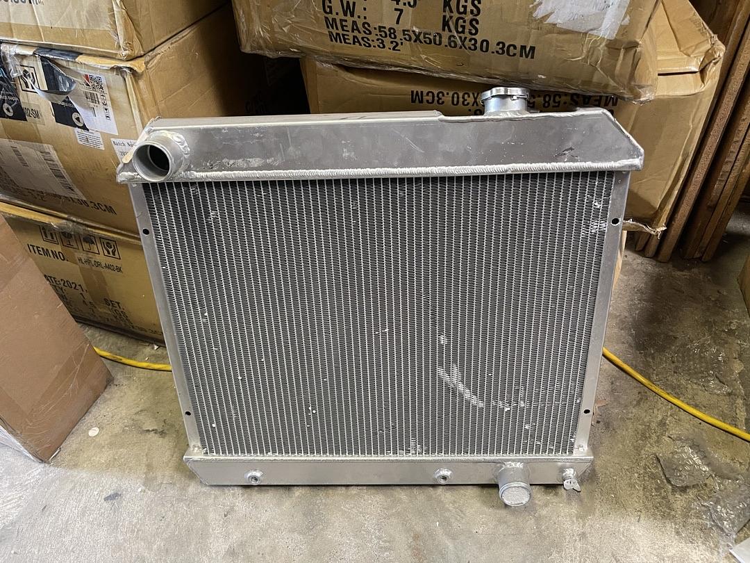AS IS #2 RA-CHEVYT63-3 3-Row Full Aluminum Radiator 63-66 chevy C10/C20/C30/K10/K30 Pickup