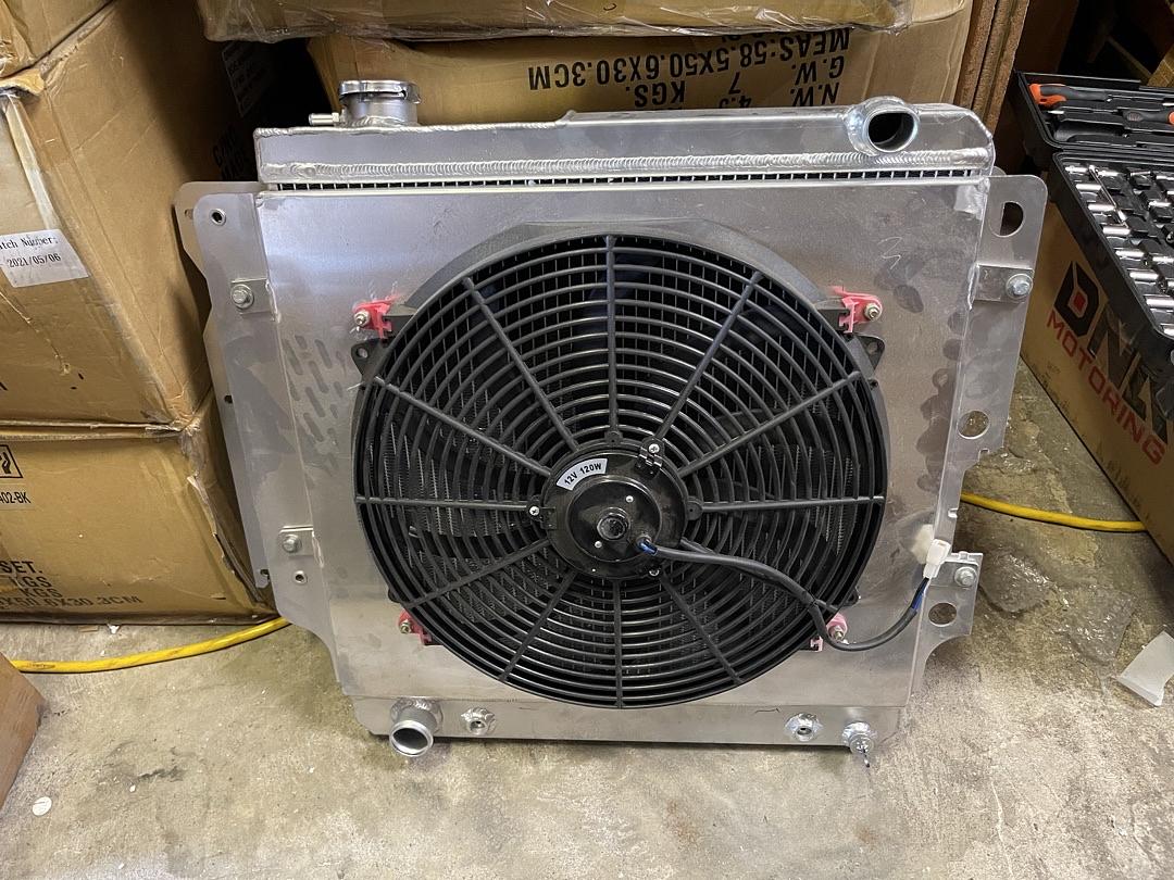 AS IS #1 RA+Fs-Jeep87-3 87-06 Jeep Wrangler 2.4L-4.2L 3 row aluminum Radiator