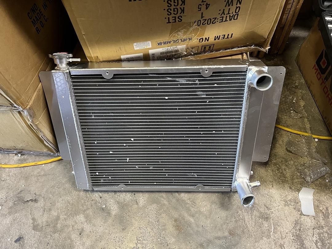AS IS RA-RX769-3 For 1979 to 1982 Mazda RX-7 Full Aluminum 3-Row Racing Radiator