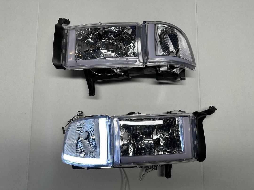 94-01 Dodge Ram 1500 Chrome Headlights With Pair LED Day Running Lights Replacement