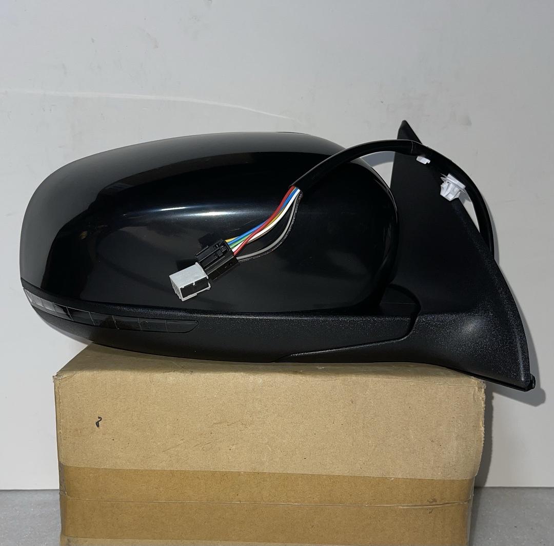 Jeep Cherokee Passenger Side Power / Heat / Puddle Light / Blind Spot / Signal Mirror for 2014 to 2020