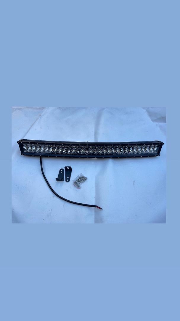 30‚Äù curved Led Bar universal w/ basic brackets