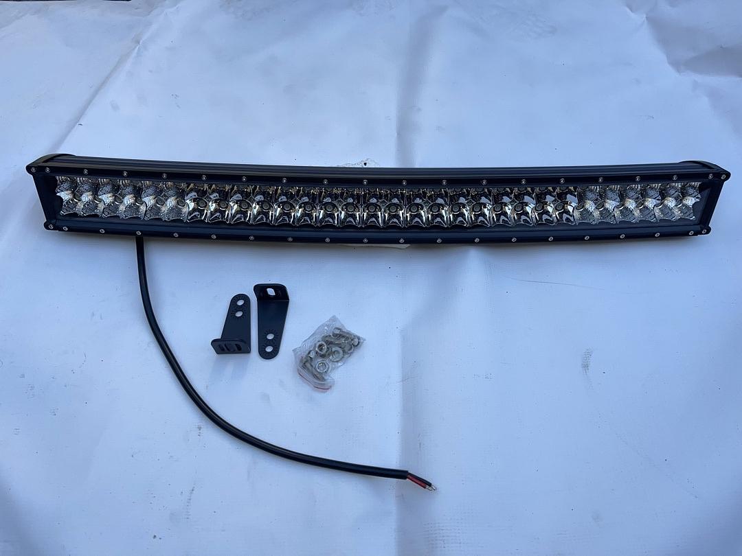 30‚Äù curved Led Bar universal w/ basic brackets