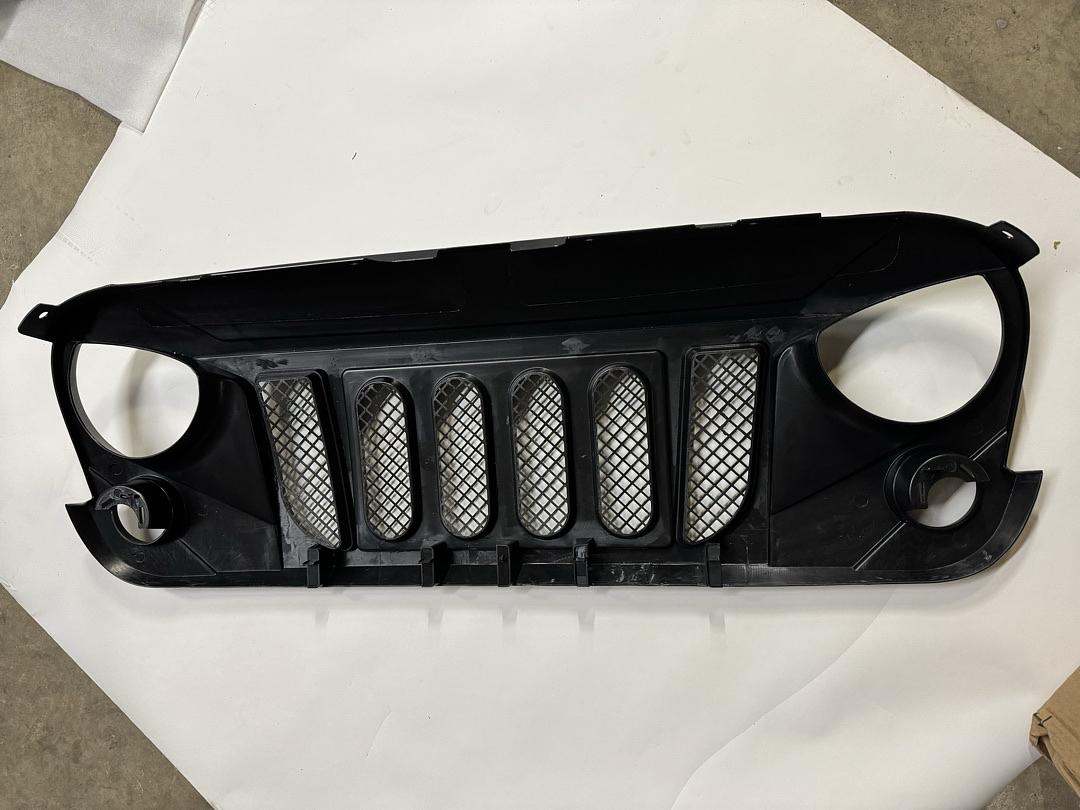 18-23 Jeep Wrangler JL 20-23 Jeep Gladiator Black Grill