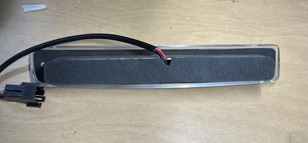09-381 (Chrome) Dodge Ram 94-01 1500 94-02 2500 3509 Brake lights