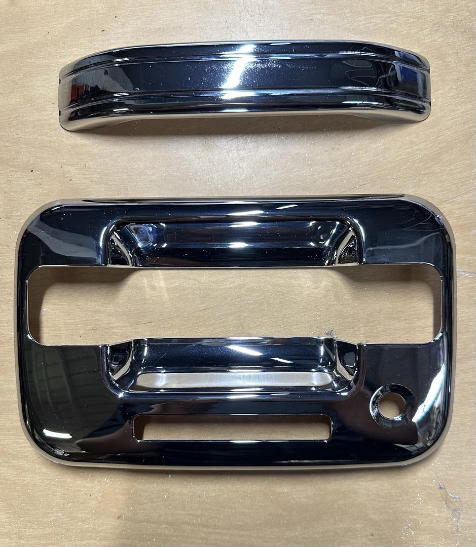 47-110-4 2004-2014 Ford F-150 (4 Doors) CHROME DOOR HANDLES WITH keypad (1 HANDLE MISSING)