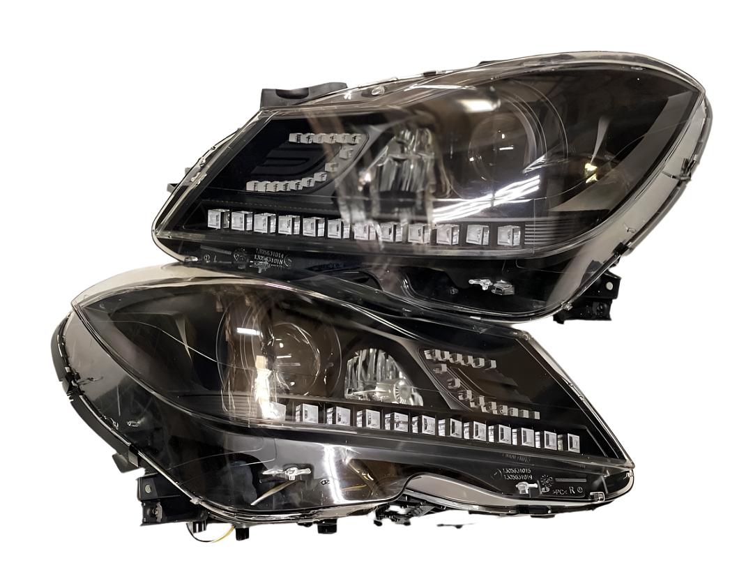 12-15 MERCEDES C180 C250 C300 C350 C63 Black HOUSING AND CLEAR DRL LED PROJECTER HEADLIGHTS