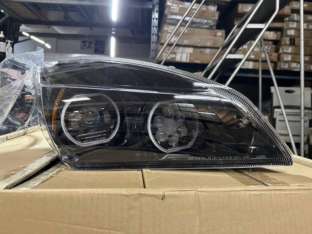 Pair of Full-LED Dual Halo DRL Headlights Gattling Style Projector Low/High Beam Compatible with 18-21 Freightliner Cascadia (New Body Style Only)