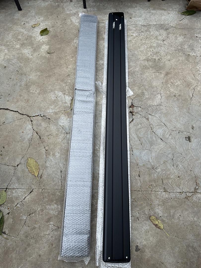 07-18 Chevy Silverado/ GMC Sierra Black 6‚Äù Wide Running Board Side Steps