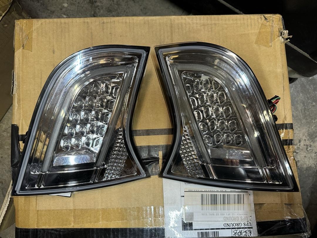 OB TL-LED-3D-A405-LC LED 3D Tail Light Assembly Driver & Passenger Side [Compatible with 05-08 Audi A4 S4 Wagon]