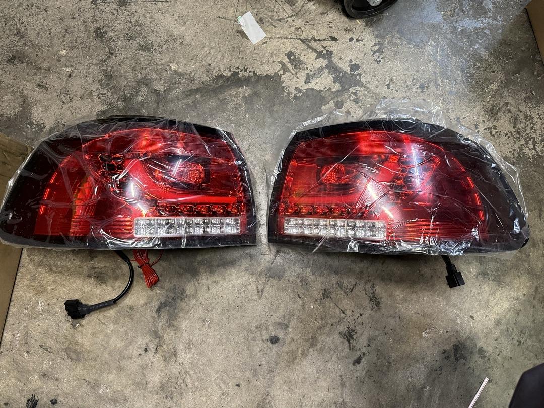 LED 3D Tail Light Assembly Driver & Passenger Side [Compatible with 10-14 VW Golf Hatchback]