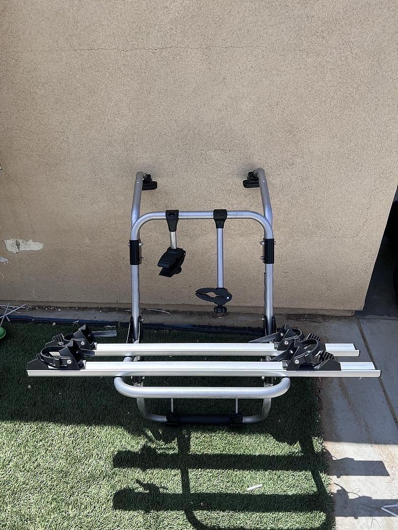 Rear Trunk Mount 2-Bike/Bicycle Rack Carrier, Powder Coated, Silver Universal