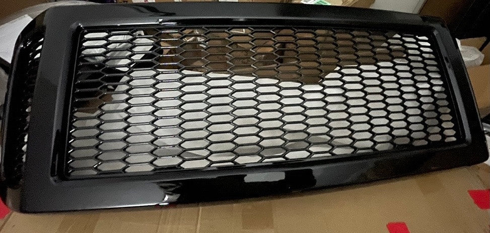 05-07 Ford F250 F350 F450 F550 Super Duty Front Grille - Badgeless Honeycomb Mesh - Black
