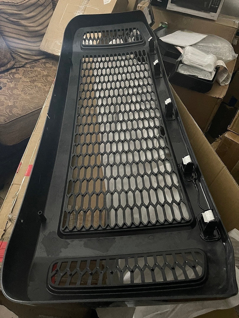 05-07 Ford F250 F350 F450 F550 Super Duty Front Grille - Badgeless Honeycomb Mesh - Black
