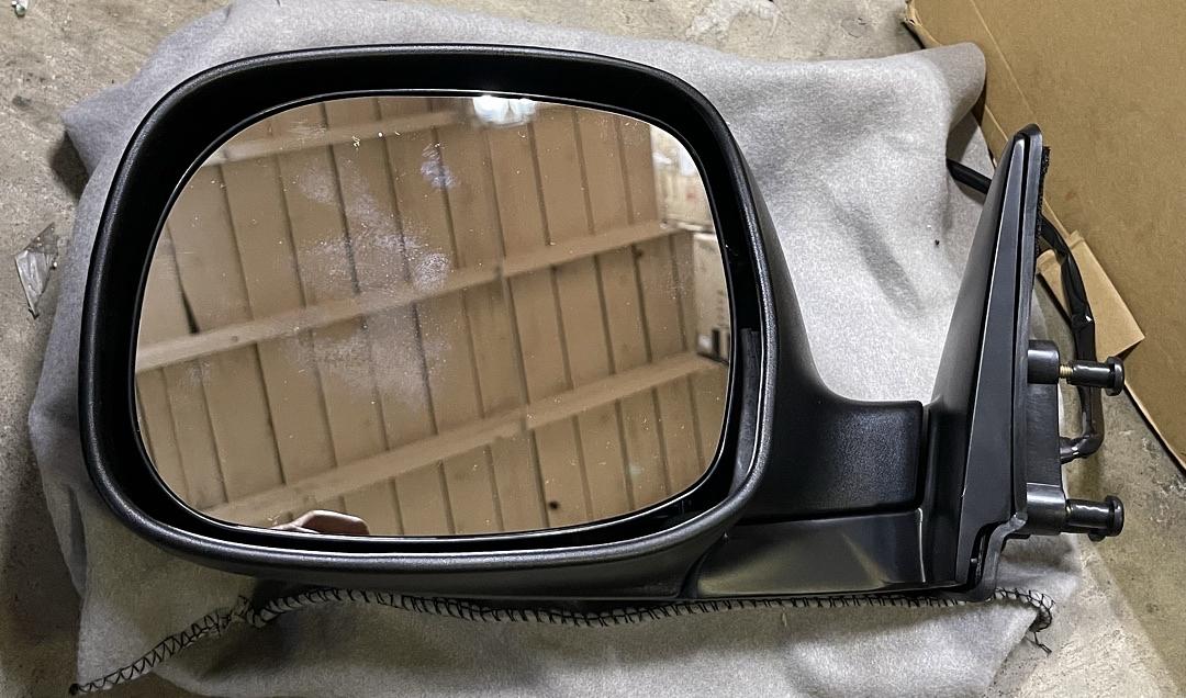2000 to 2002 Toyota Tundra Power Side Door View Mirror Left Driver Conductor Chrome Cromados