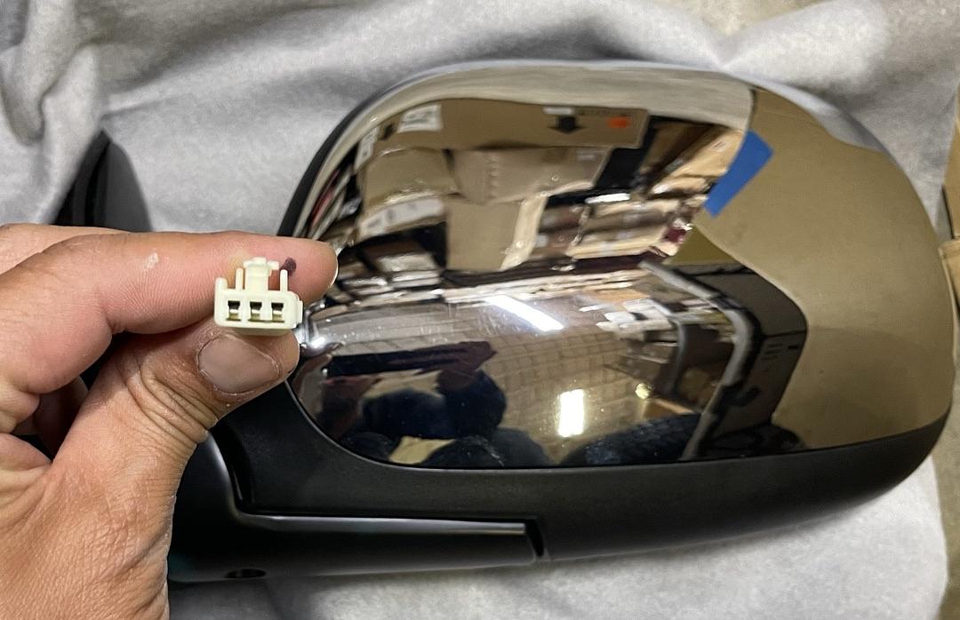 2000 to 2002 Toyota Tundra Power Side Door View Mirror Left Driver Conductor Chrome Cromados