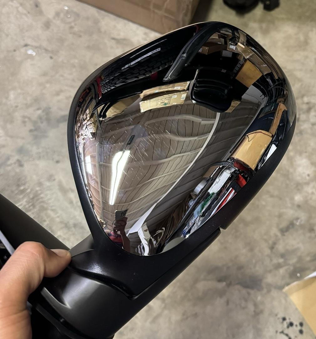 2003 and 2004 Toyota Tundra Mirror pair chrome