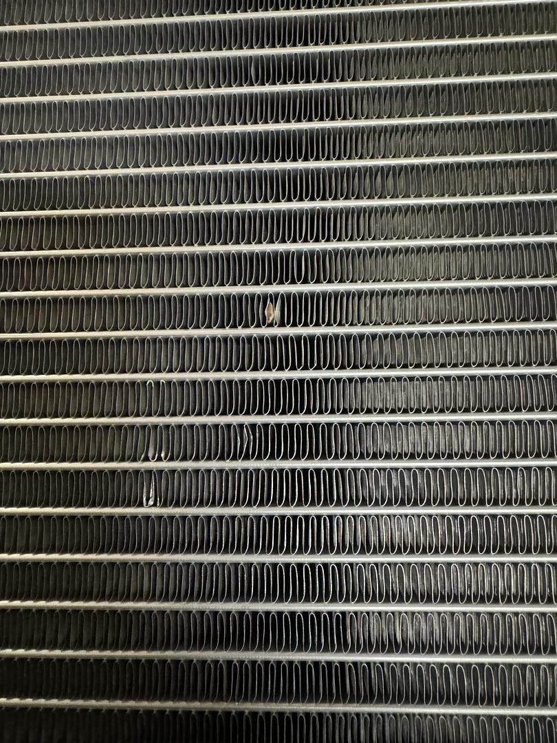 OEM-RA-2771 1-Row OE Style Bolt-On Aluminum Core Radiator Replacement Compatible with 04-06 BMW X3 AT, 22-5/16" W X 20-3/8" H X 1-1/4" D, 1-1/2" Inlet, 1-1/2" Outlet