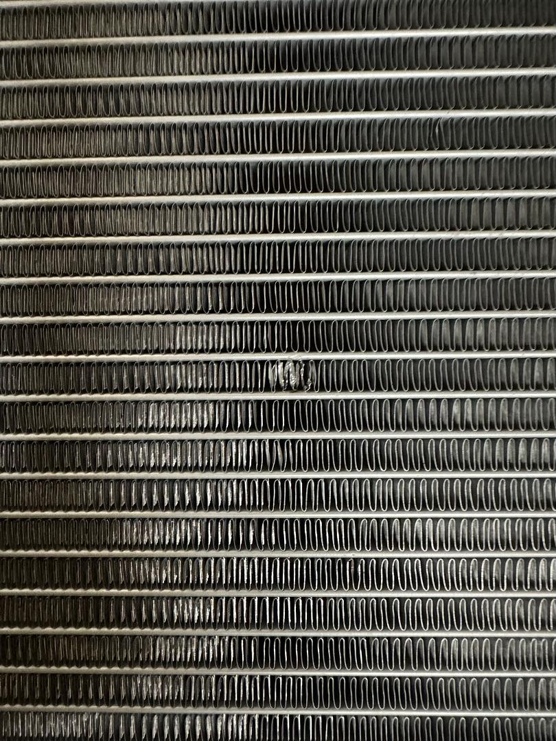 OEM-RA-2771 1-Row OE Style Bolt-On Aluminum Core Radiator Replacement Compatible with 04-06 BMW X3 AT, 22-5/16" W X 20-3/8" H X 1-1/4" D, 1-1/2" Inlet, 1-1/2" Outlet