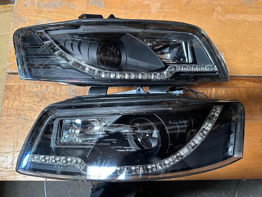02-05 A4/ A4 Quattro B6 Black Housing, LED Turn Signal Projector Headlights