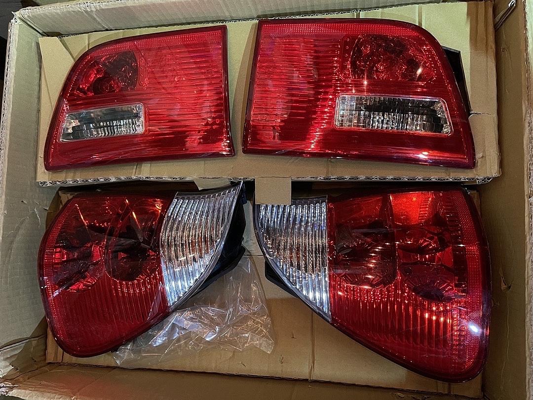 OB TL-E53X500-CL-RD 00-06 BMW X5 red clear pair of TailLights