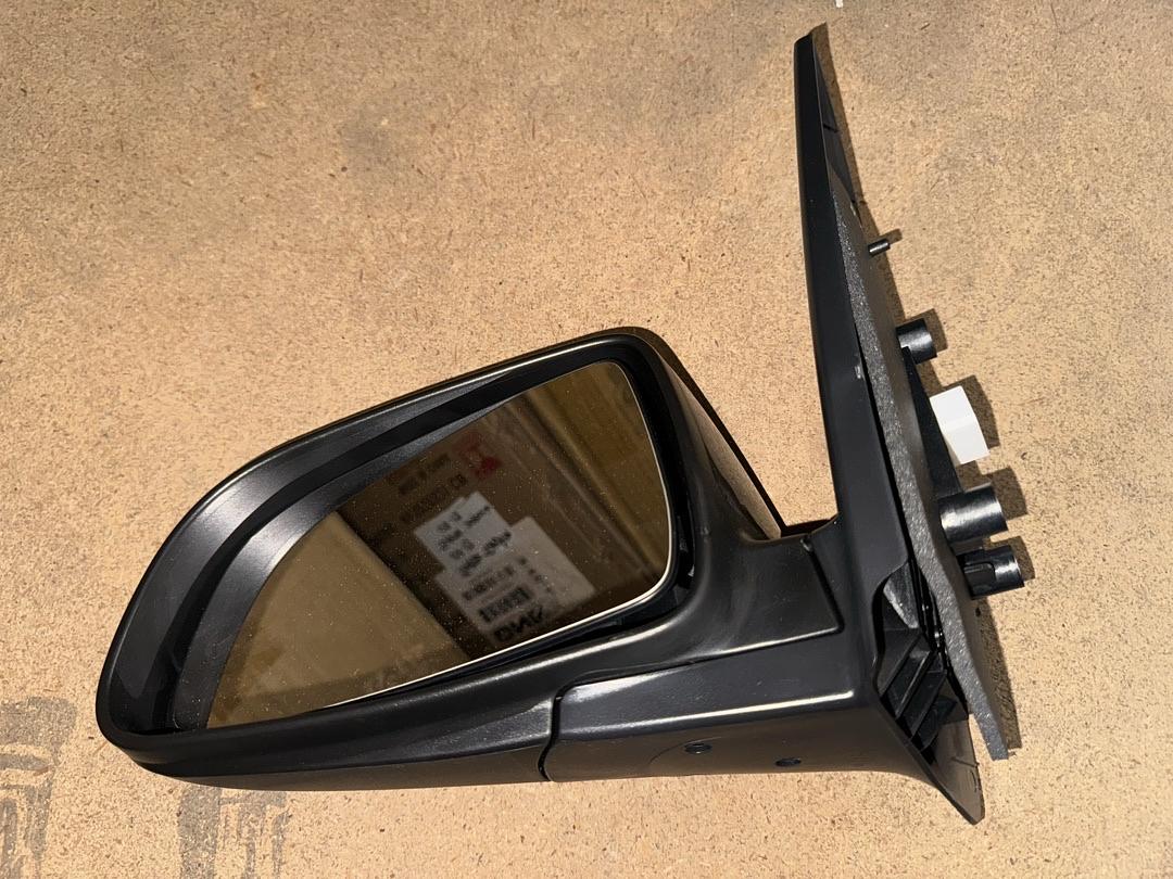 07-11 Chevy Aveo Driver Left Side Mirror