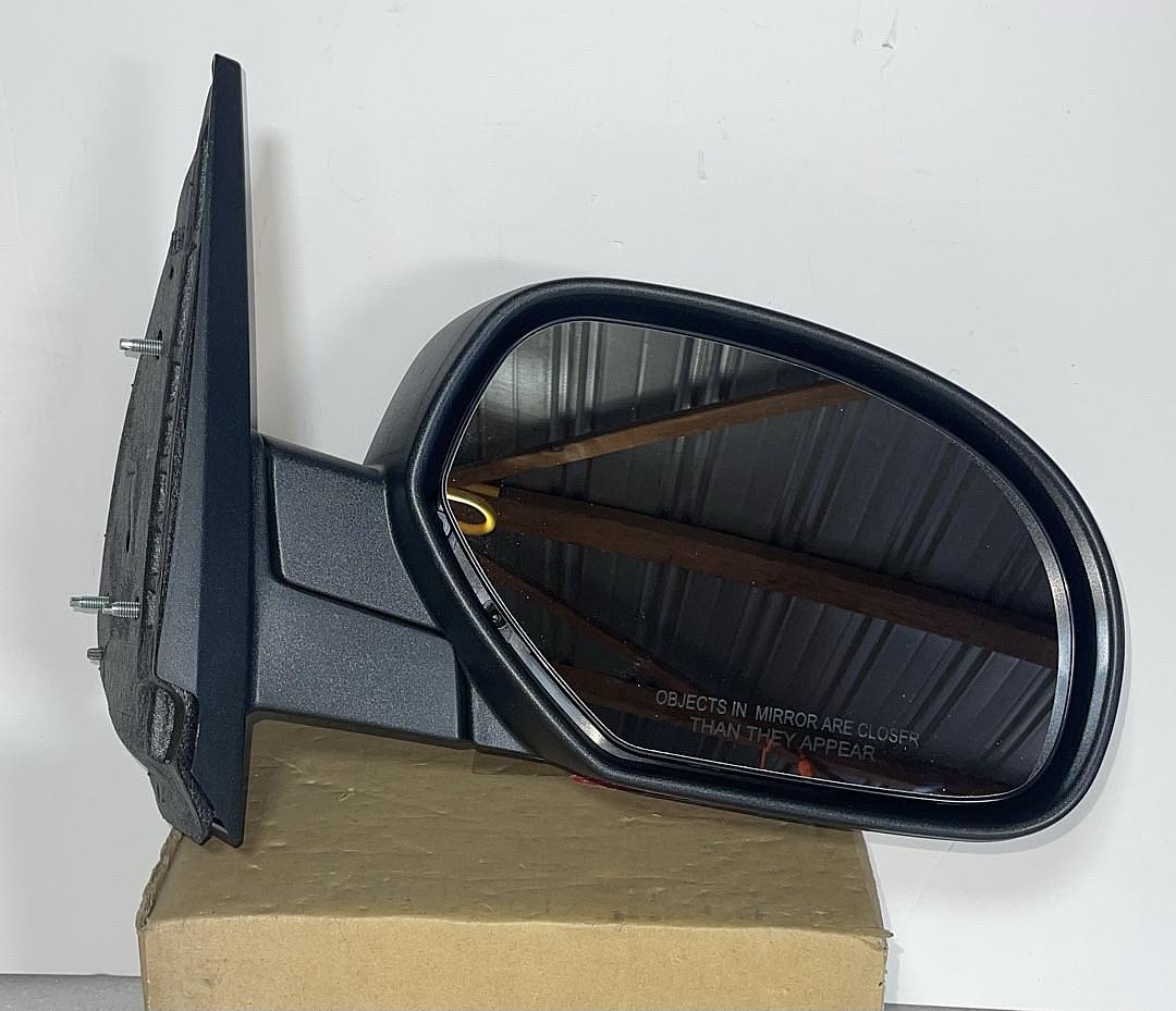 07-13 Chevy Avalanche Chevy Silverado 1500 2500 Passenger Right Side Mirror