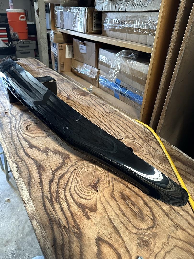 01-03 Ford F150 / 97-02 Expedition Hood Bug Deflector Glossy Black
