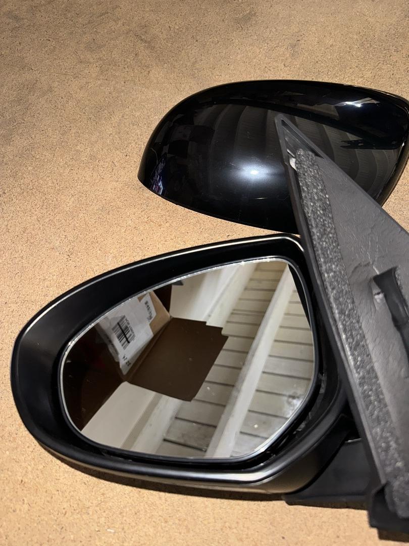 12-13 Mazda 3 Single Driver Left Side Mirror