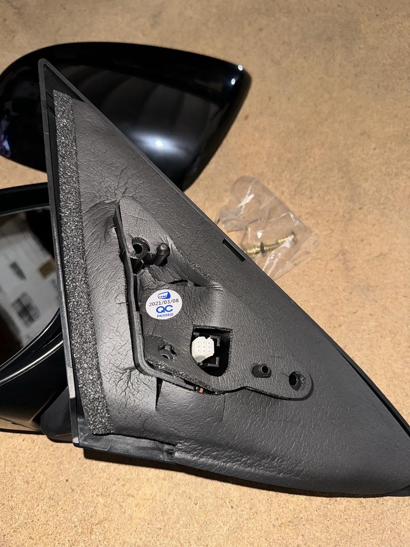 12-13 Mazda 3 Single Driver Left Side Mirror