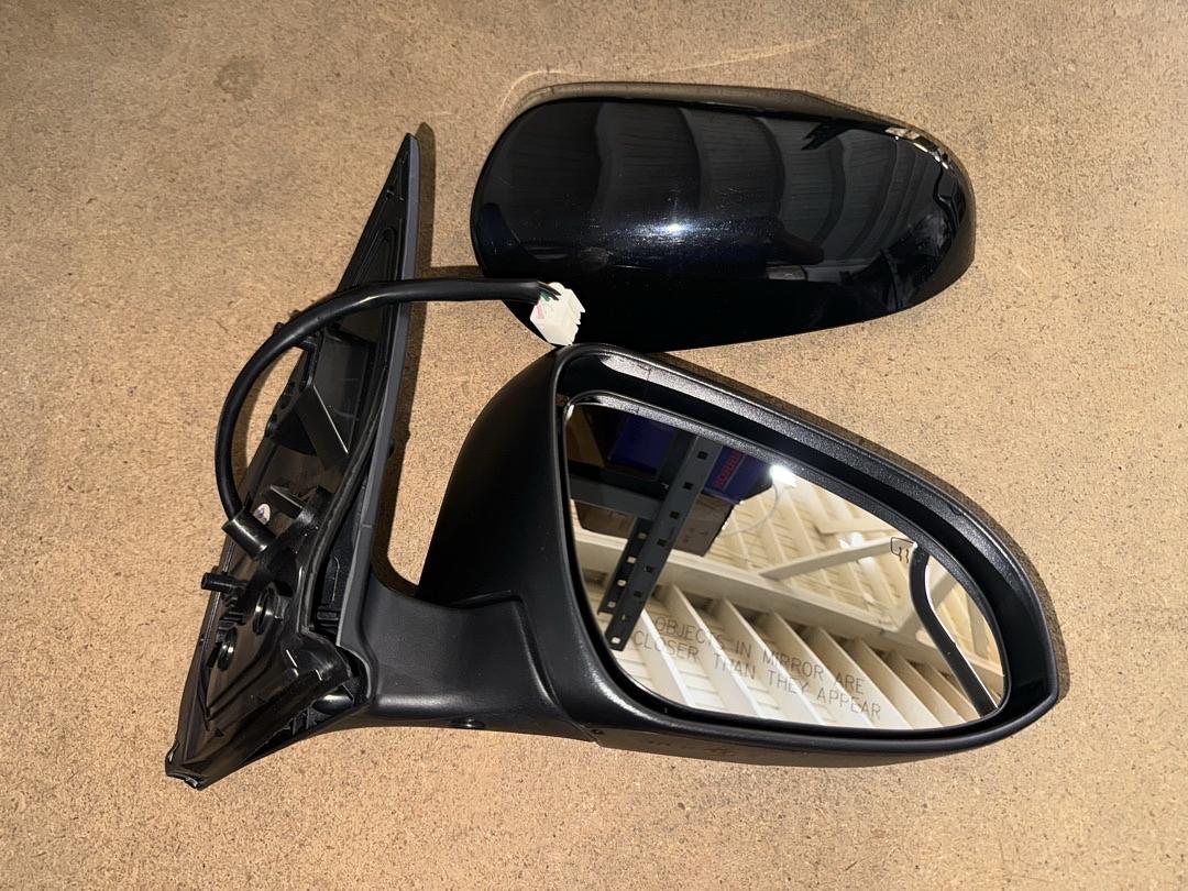 14-19 Corolla Sedan 17-18 Corolla iM Passenger Right Side Mirror