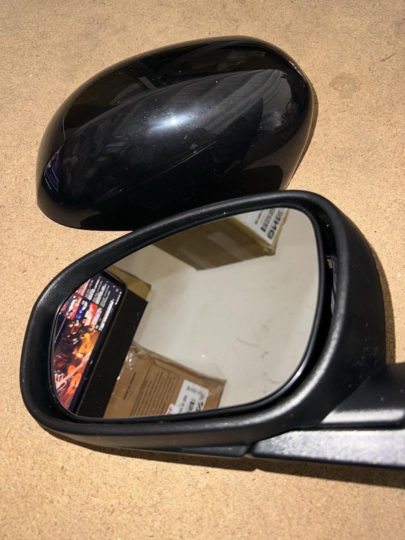 05-08 Dodge Chrysler 300 Single Single Driver left side Mirror
