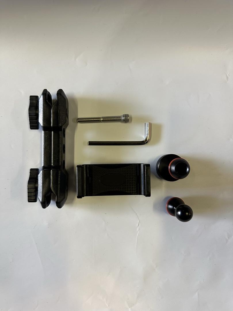 Dash phone mount holder for Ford Bronco Acessories 21-24 2dr & 4dr