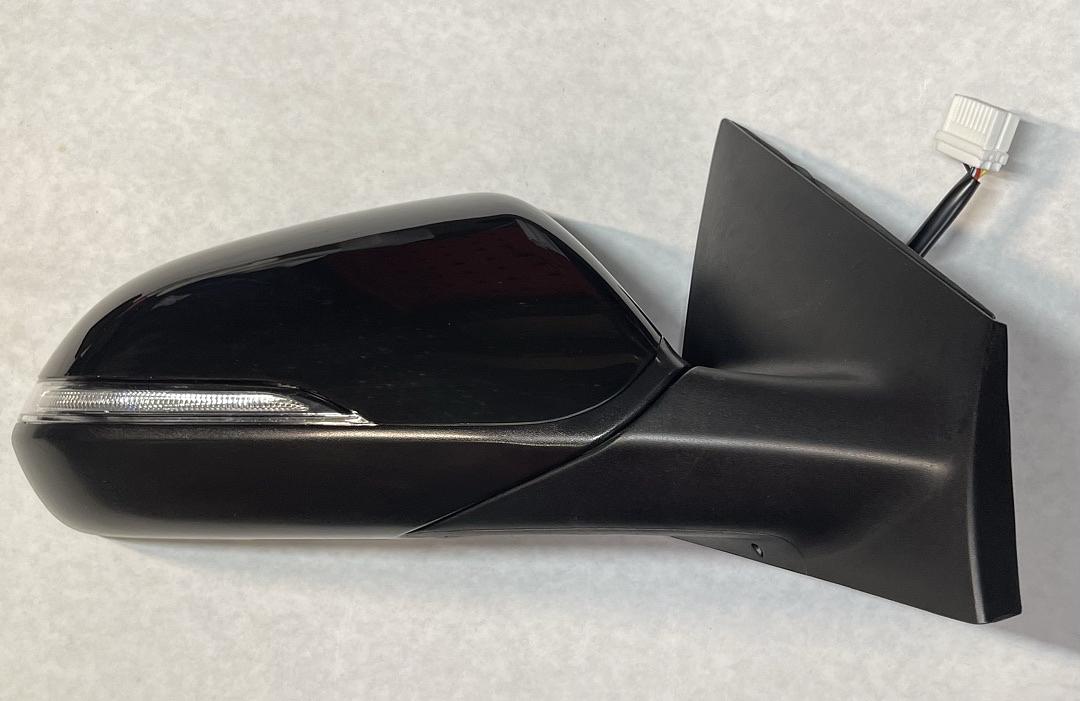 Hyundai Sonata Passenger Side Power / Heat / Signal / Blind Spot Mirror for 2015 to 2017