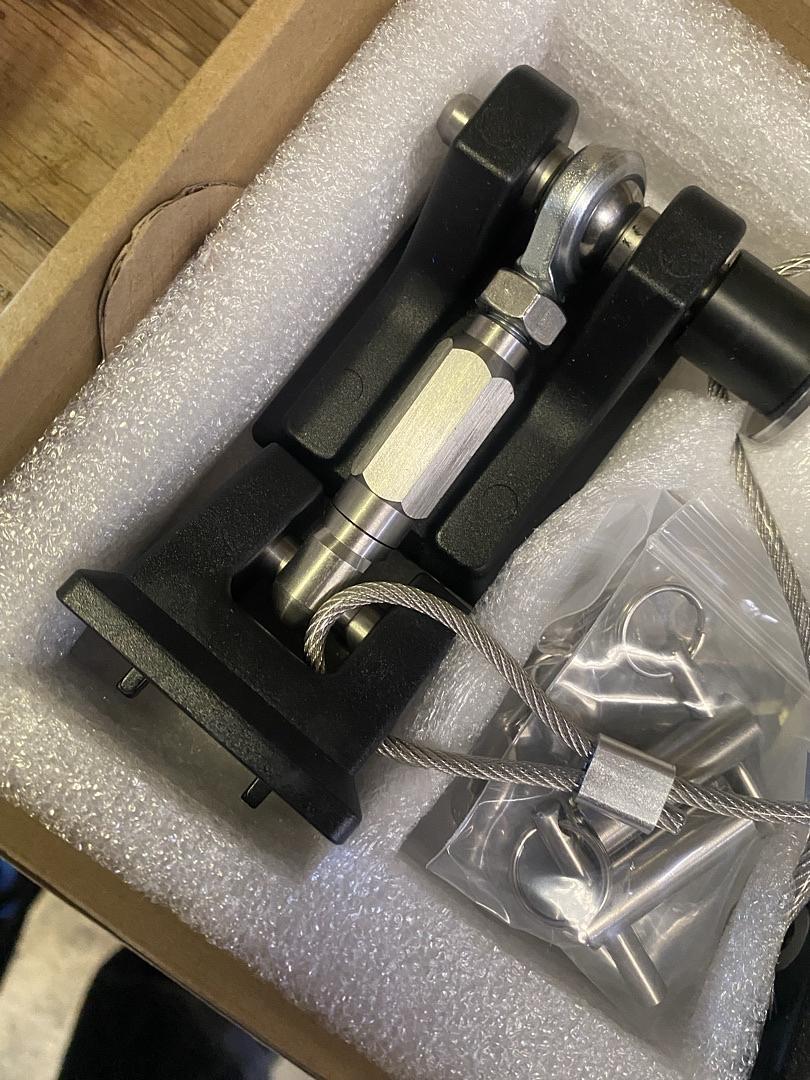 ‚úÖB07KZLY9SV 97-06 Jeep Wrangelr JL Bestaoo Hood Latches Eliminates Hood Flutter