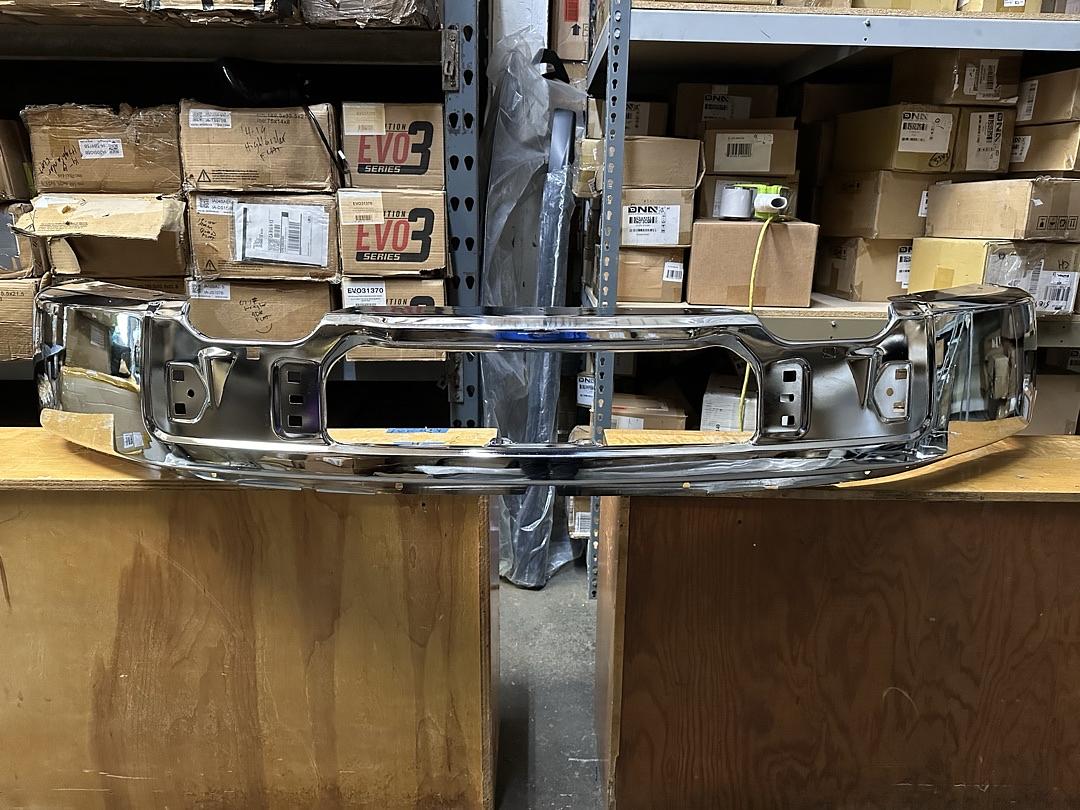 09-14 Ford F150 Chrome Front Bumper W/O Fog Light Cutout